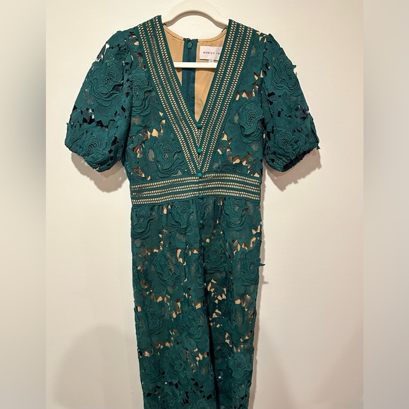 Adelyn Rae Adrian Crochet Lace Midi Dress Size Small - Picture 3 of 16